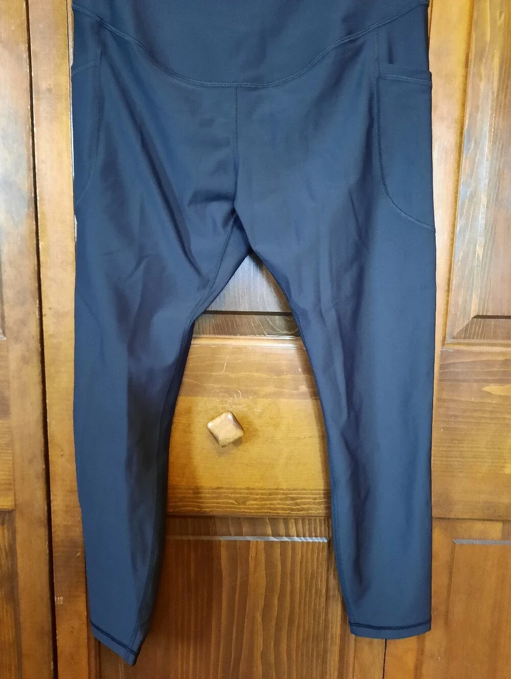 Old Navy Maternity Powersoft Extra High-Rise Active Black Leggings Size Large